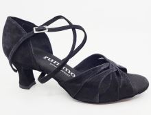 Dámska obuv na latinčinu